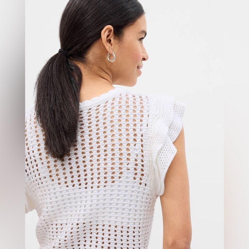 GAP | Crochet Ruffle Sleeve Top (White) - Picture 3 of 4